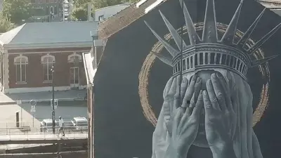 A Mural in France Confronts America’s Immigration Shame