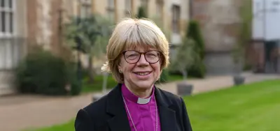 Sarah Mullally Becomes First Woman Archbishop of Canterbury Amid Ongoing Anglican Disputes Over Same-Sex Blessings